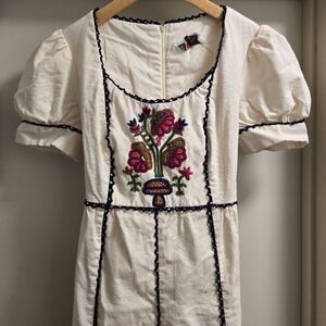 Vintage 1970s Embroidered Cottagecore Dress | Sassy Lassy